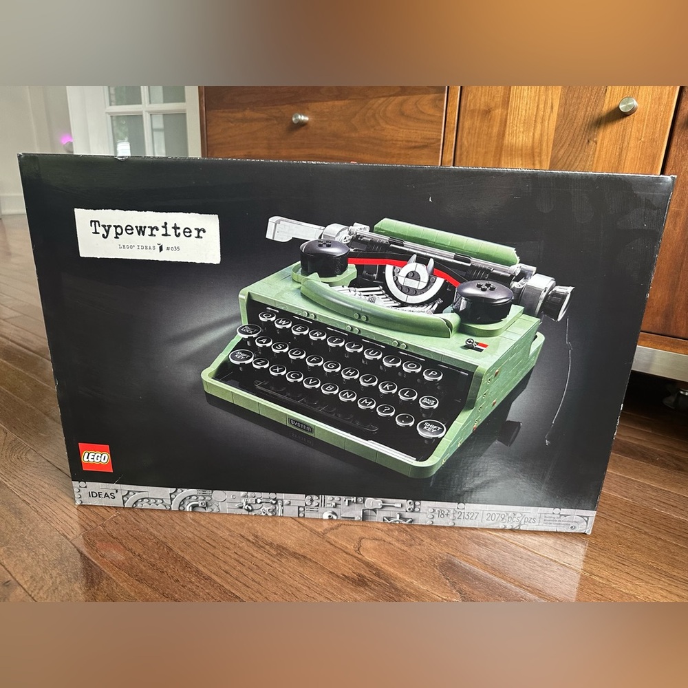 LEGO Ideas: Typewriter (21327) - Retired, Brand New & Sealed